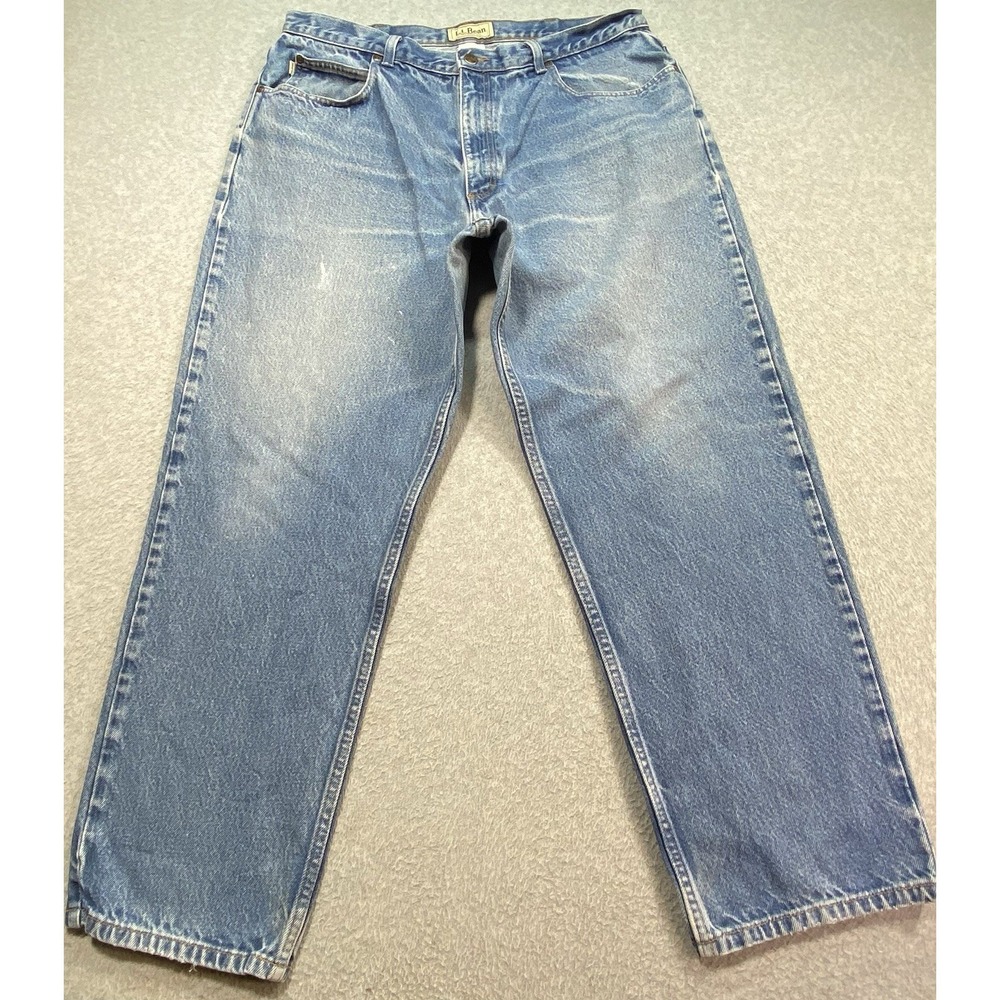 LL Bean Relaxed Fit Comfort Light Washed Classic Blue Jeans Men's 38x30 Denim